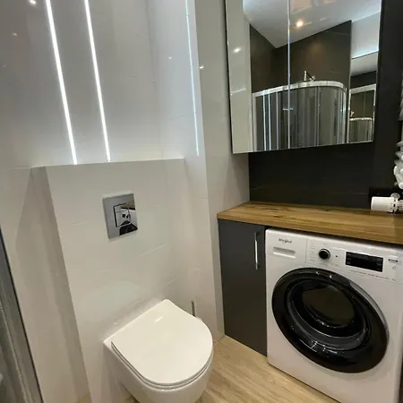 Budki Szczesliwickie 25 By Homeprime * Warszawa