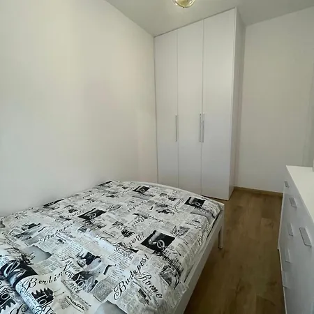 Budki Szczesliwickie 25 By Homeprime